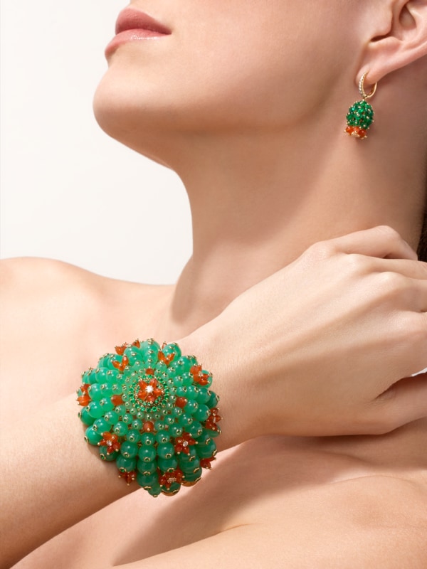 Cactus de Cartier earrings Yellow gold, emeralds, carnelians, diamonds