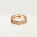 <span class='lovefont'>A </span> ring, small model, paved Rose gold, diamonds