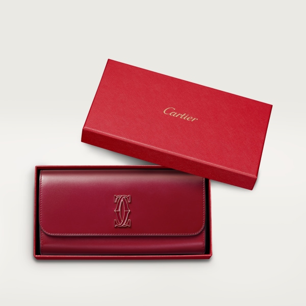 International wallet with flap, C de Cartier Cherry red calfskin, gold and cherry red enamel finish