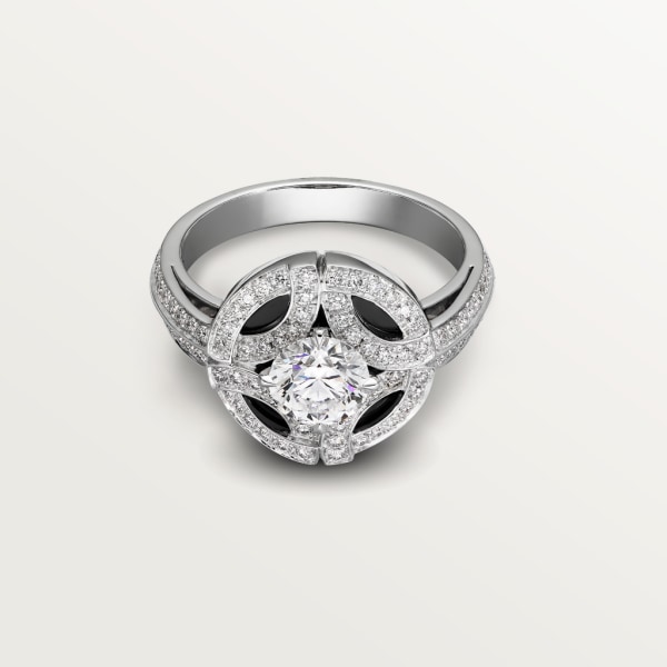 Galanterie de Cartier ring White gold, black lacquer, diamonds