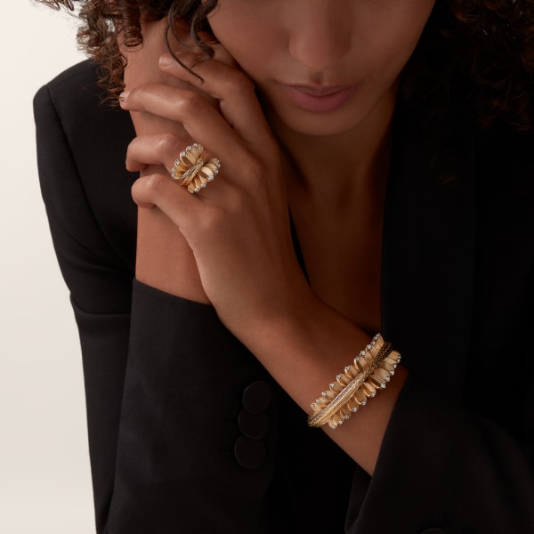 Grain de Café bracelet Yellow gold, white gold, diamonds