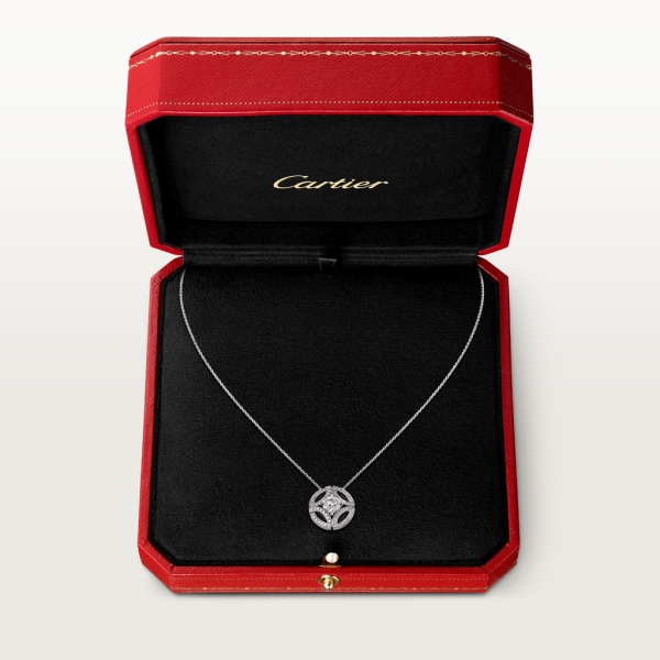 Galanterie de Cartier necklace White gold, black lacquer, diamonds